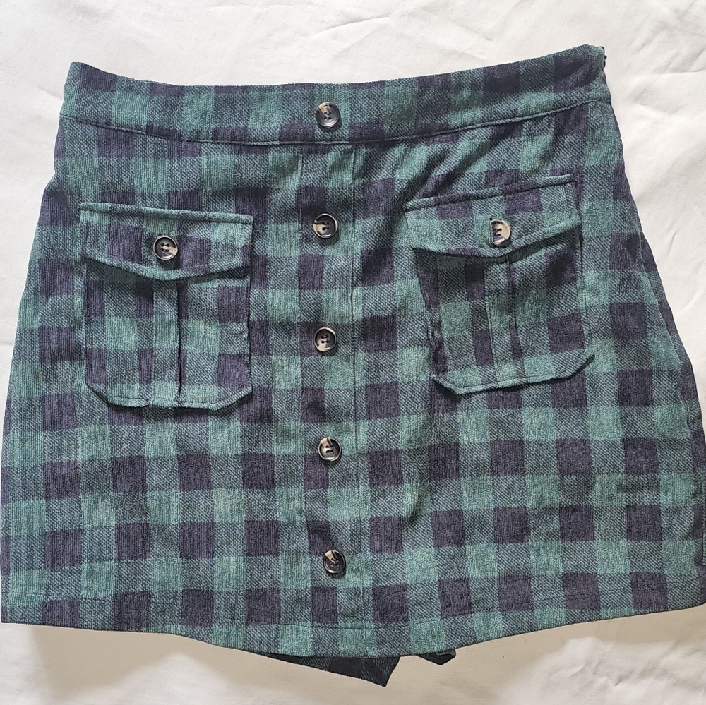 Emory Park Green and Black Plaid Skirt